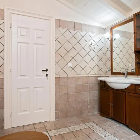 Moyria By Posarellivillas Villa