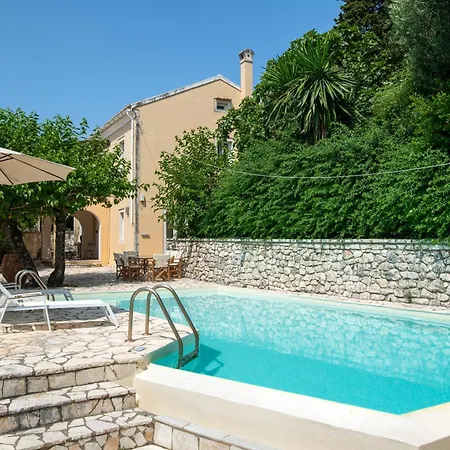 Villa Moyria By Posarellivillas