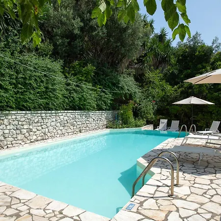 Moyria By Posarellivillas *